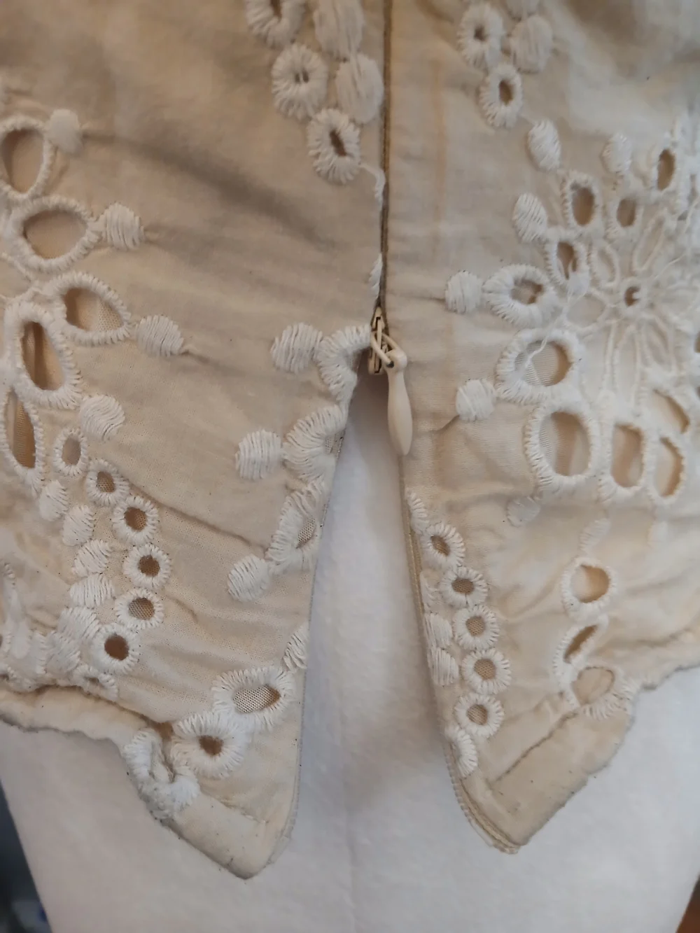 Neutral Eyelet Lace Square-Neck Puff Sleeve Blouse By ASTR THE LABEL